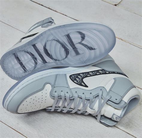 air jordan ft dior|air jordan dior price original.